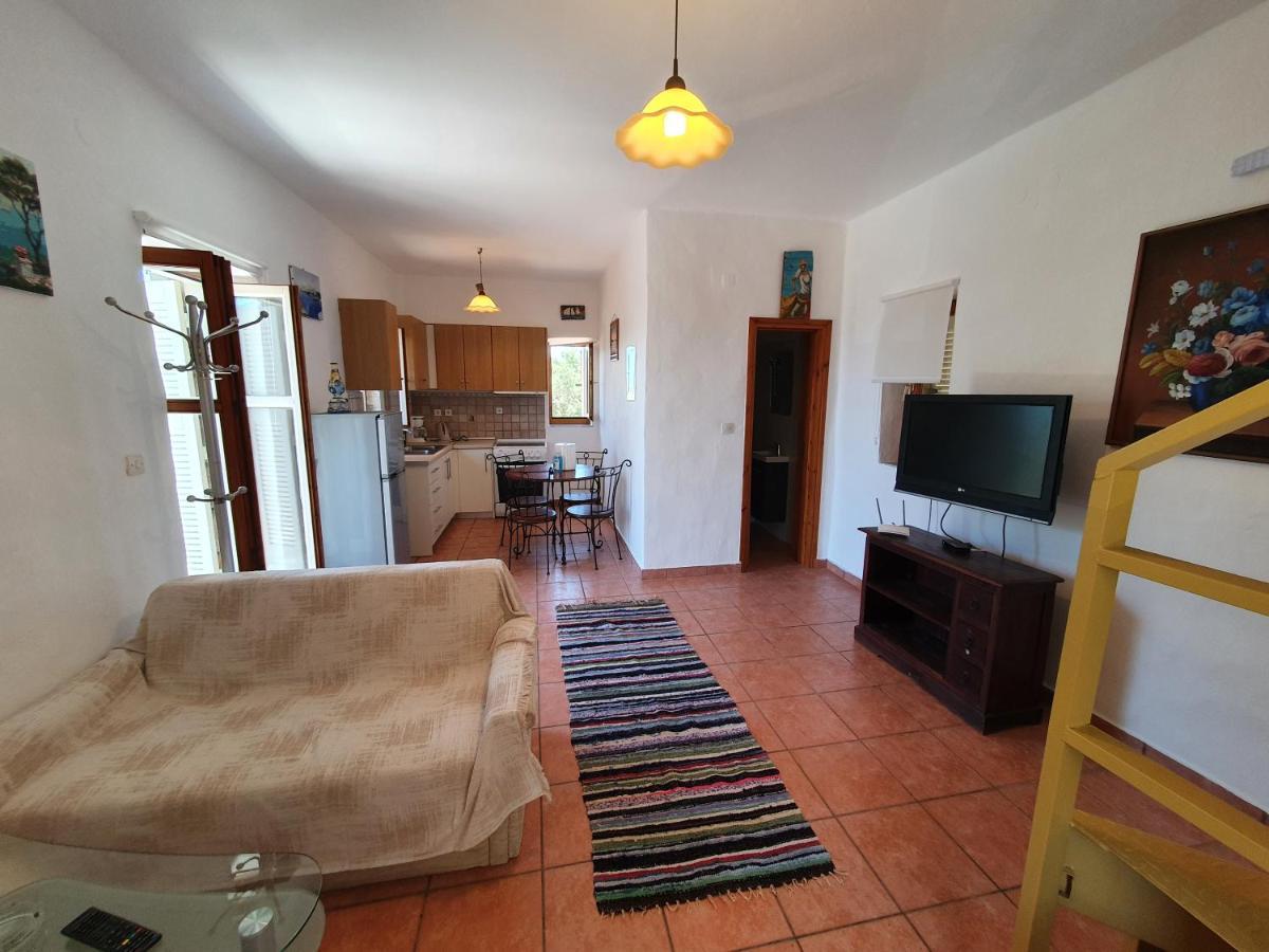 Appartement Stoupa Mani Tower Extérieur photo