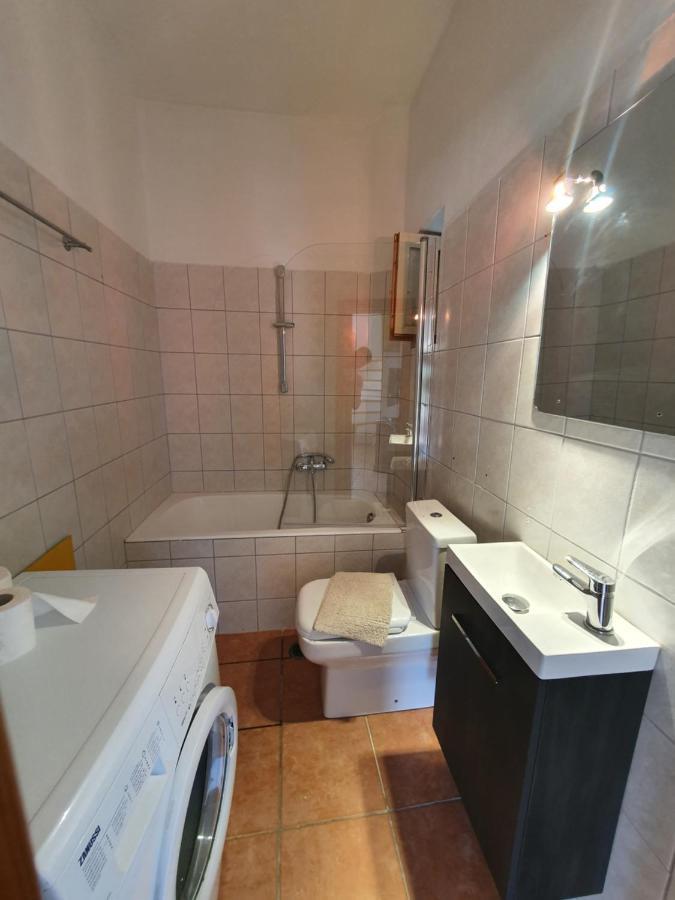 Appartement Stoupa Mani Tower Extérieur photo